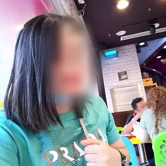 Christina, 37