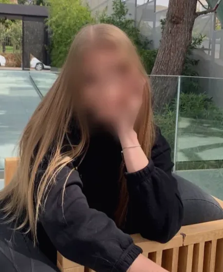 Katja, 34