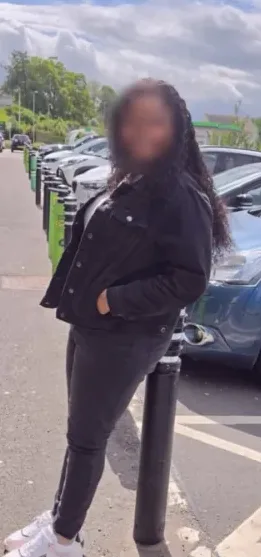 Leyla, 33